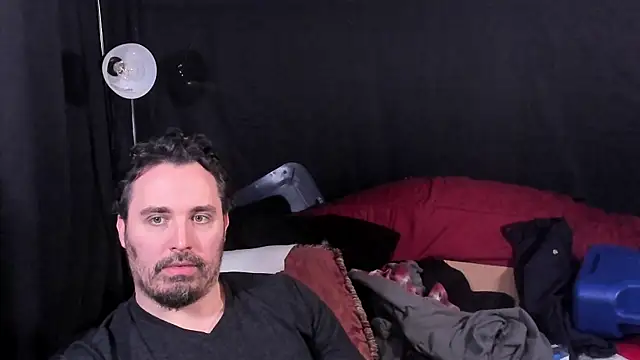 Metalstud online show from December 20, 2025, 11:45 pm