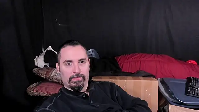 Metalstud online show from January 11, 2026, 8:14 pm