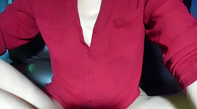 Snapshot of Angelchezcka chatting on January 12, 2025, 4:18 pm Angelchezcka online show from January 12, 2025, 4:18 pm