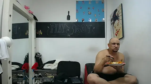 Meloncillo And BabyLiss online show from February 18, 2025, 4:37 am