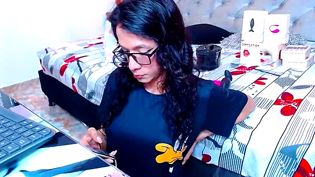 DaslyRoze online show from March 19, 2025, 12:48 am