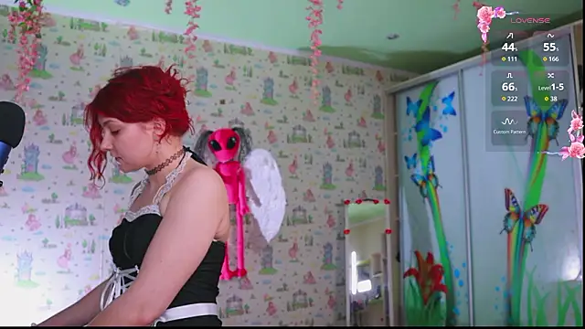 SmokyRose online show from March 21, 2026, 11:26 am