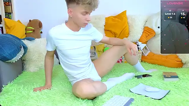 LandelRay online show from April 2, 2026, 8:45 am