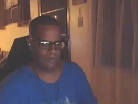 thesugar32 online show from September 23, 2025, 2:25 am