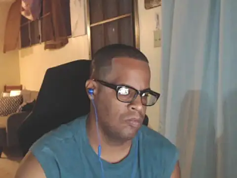 thesugar32 online show from January 18, 2026, 2:26 am