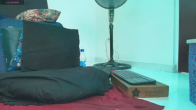 abigail curvy online show from February 20, 2025, 4:36 pm