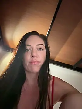 LilliThelo online show from February 22, 2026, 2:13 am