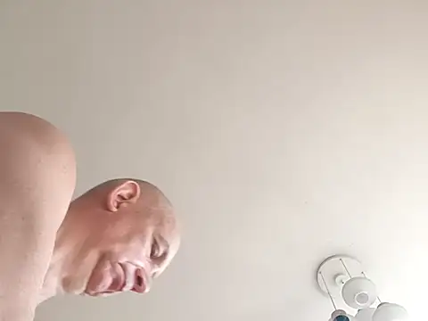 bigcock marusz online show from February 20, 2026, 1:55 pm