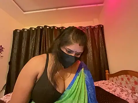 Snapshot of Love_4Sex chatting on January 5, 2025, 4:25 am Love 4Sex online show from January 5, 2025, 4:25 am