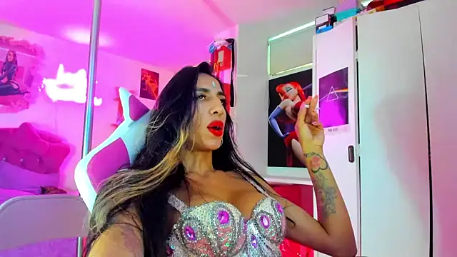 Theexoticgirl online show from October 31, 2025, 9:49 pm