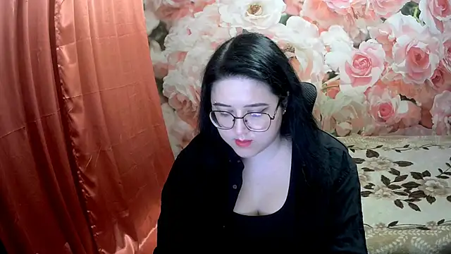 Snapshot of OverseerX chatting on December 3, 2024, 5:45 pm OverseerX online show from December 3, 2024, 5:45 pm