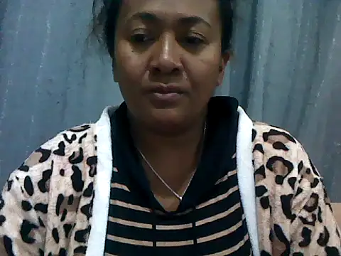 Snapshot of sexyladii chatting on June 24, 2026, 4:28 pm sexyladii online show from June 24, 2026, 4:28 pm