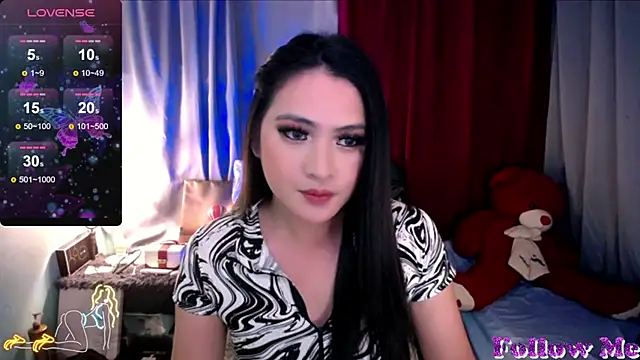 Snapshot of fuckhugecock chatting on January 5, 2025, 6:45 pm fuckhugecock online show from January 5, 2025, 6:45 pm