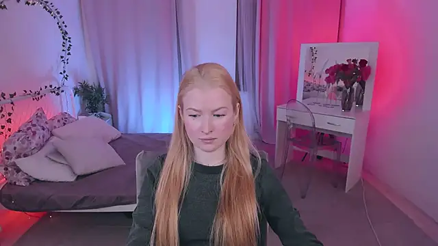 Snapshot of Laly_Peach chatting on February 9, 2026, 7:12 am Laly Peach online show from February 9, 2026, 7:12 am