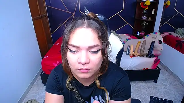 ShantalBlonde online show from September 12, 2025, 1:49 am