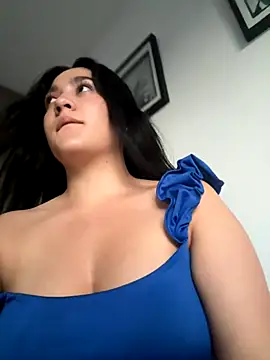 Nina lovi online show from December 4, 2025, 11:02 pm