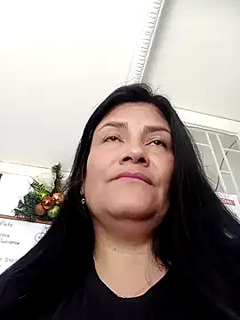 Snapshot of salomexlove_20 chatting on December 5, 2024, 2:33 pm salomexlove 20 online show from December 5, 2024, 2:33 pm