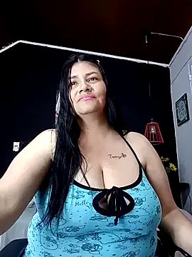 Snapshot of salomexlove_20 chatting on January 11, 2025, 6:23 pm salomexlove 20 online show from January 11, 2025, 6:23 pm