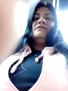 Snapshot of salomexlove_20 chatting on January 29, 2025, 11:51 am salomexlove 20 online show from January 29, 2025, 11:51 am