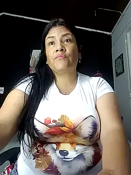 Snapshot of salomexlove_20 chatting on February 4, 2025, 12:44 pm salomexlove 20 online show from February 4, 2025, 12:44 pm