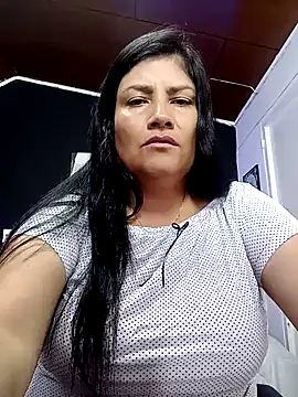 Snapshot of salomexlove_20 chatting on February 19, 2025, 12:55 pm salomexlove 20 online show from February 19, 2025, 12:55 pm