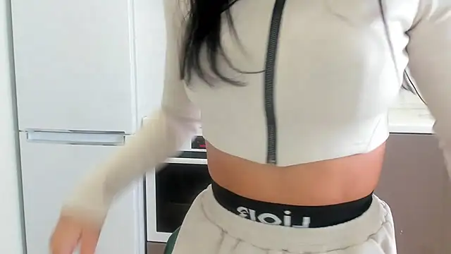 Your Masha online show from November 9, 2025, 7:28 am