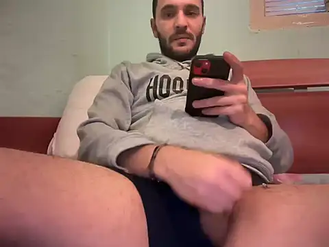 Snapshot of AlexandruUK chatting on January 11, 2026, 1:38 pm AlexandruUK online show from January 11, 2026, 1:38 pm