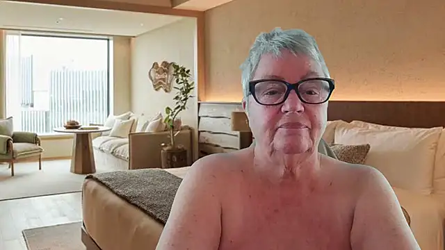 Snapshot of GrannyChrissy68 chatting on June 5, 2026, 12:33 pm GrannyChrissy68 online show from June 5, 2026, 12:33 pm