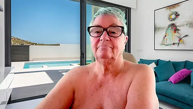 Snapshot of GrannyChrissy68 chatting on June 14, 2026, 1:24 pm GrannyChrissy68 online show from June 14, 2026, 1:24 pm