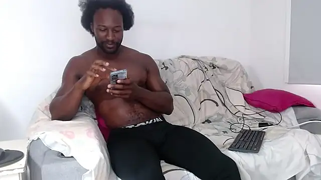 BlackNike online show from February 9, 2026, 12:42 pm