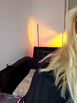 Snapshot of NastyMilf_ chatting on January 11, 2025, 7:27 pm NastyMilf online show from January 11, 2025, 7:27 pm