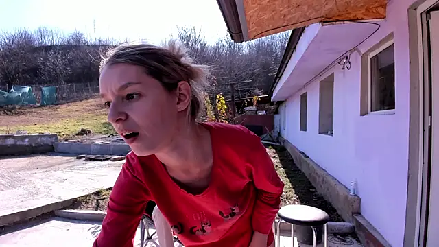 Snapshot of luxurydoll21 chatting on March 12, 2025, 11:42 am luxurydoll21 online show from March 12, 2025, 11:42 am