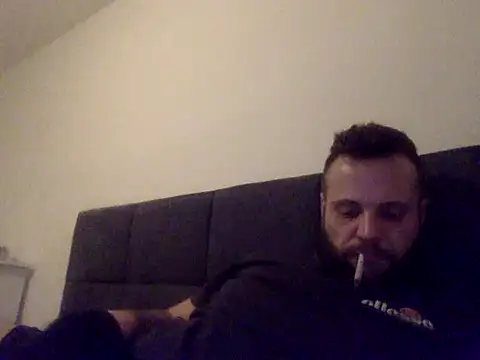 Dirty0892 online show from November 13, 2025, 10:14 am