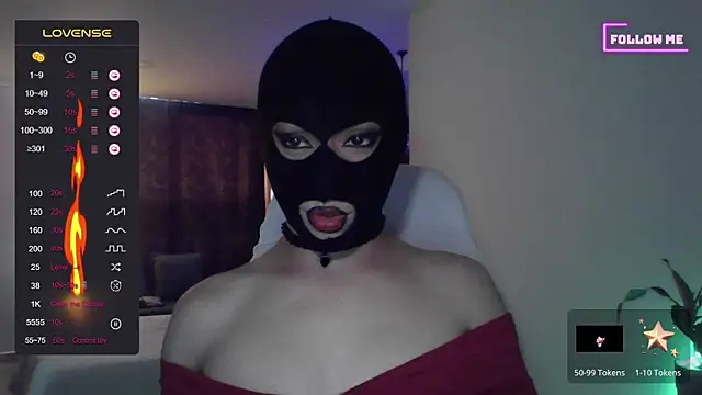 Snapshot of Bigfemblue chatting on November 18, 2025, 6:56 pm Bigfemblue online show from November 18, 2025, 6:56 pm