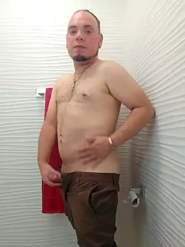 latinoflpr online show from October 17, 2025, 3:20 am