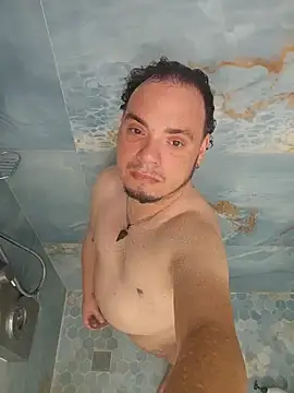 latinoflpr online show from February 15, 2026, 11:23 pm