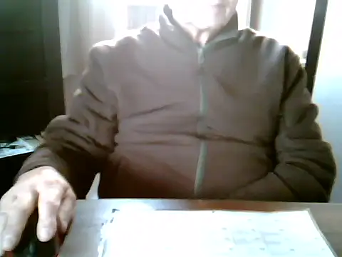 Snapshot of johnjohn622662 chatting on November 17, 2025, 3:29 pm johnjohn622662 online show from November 17, 2025, 3:29 pm