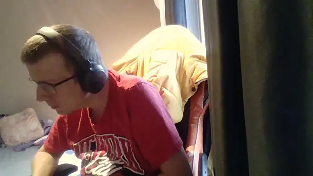 David250692 online show from February 9, 2026, 9:57 am