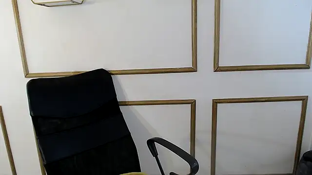 Snapshot of annyfischer chatting on March 8, 2025, 5:49 am annyfischer online show from March 8, 2025, 5:49 am