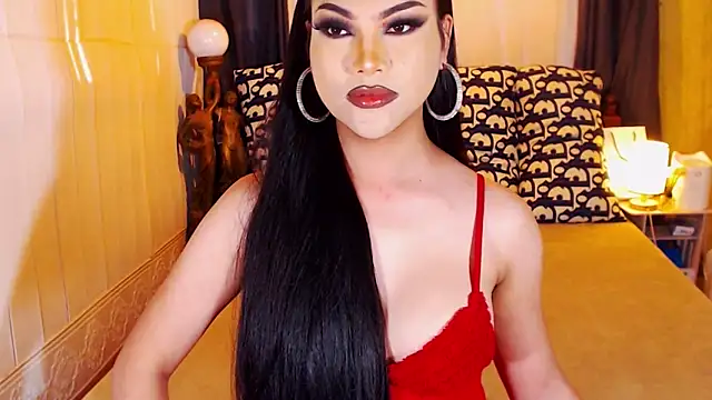 Snapshot of UrsexiestTammy chatting on October 26, 2025, 12:38 am UrsexiestTammy online show from October 26, 2025, 12:38 am