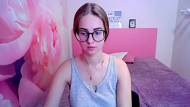 AliceAdams online show from December 16, 2024, 7:26 am