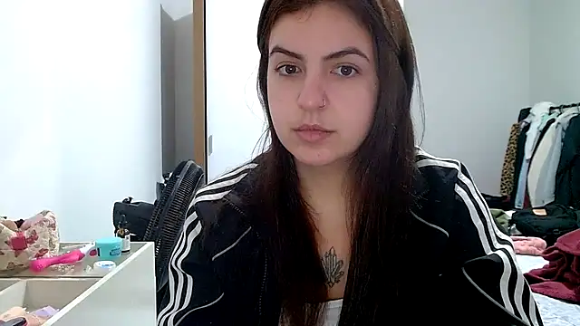 chelbyy online show from November 13, 2025, 3:38 am