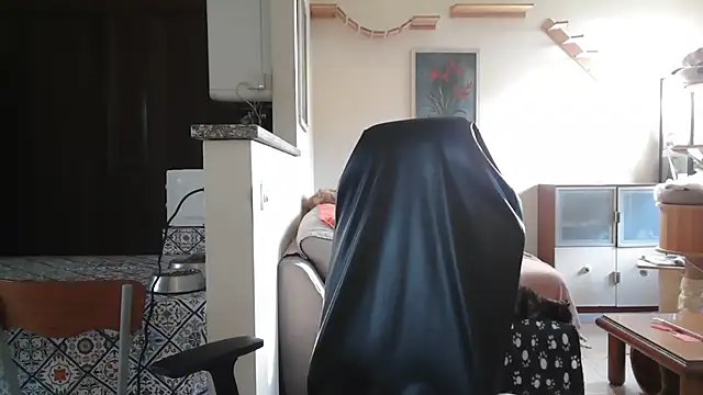 Snapshot of simona60 chatting on October 27, 2025, 2:32 pm simona60 online show from October 27, 2025, 2:32 pm