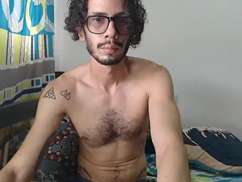 alisterxxx online show from November 12, 2025, 6:30 pm