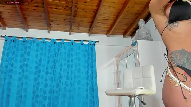 emily hornett online show from April 7, 2026, 2:23 am