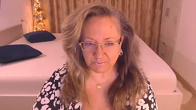 Raisshy online show from February 16, 2026, 6:09 am