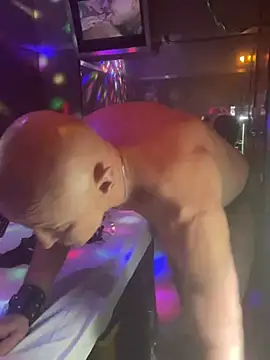 Snapshot of MikyFoxx chatting on March 23, 2025, 12:58 am MikyFoxx online show from March 23, 2025, 12:58 am