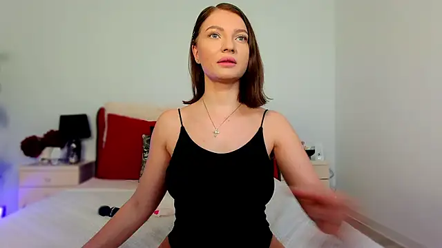 SashaRizz online show from April 15, 2026, 5:03 am