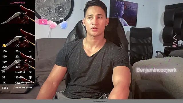 BenjaminCooperk online show from October 16, 2025, 6:47 am