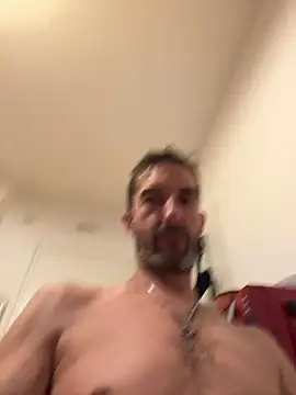 Snapshot of Bravissimo81 chatting on July 16, 2026, 8:48 pm Bravissimo81 online show from July 16, 2026, 8:48 pm